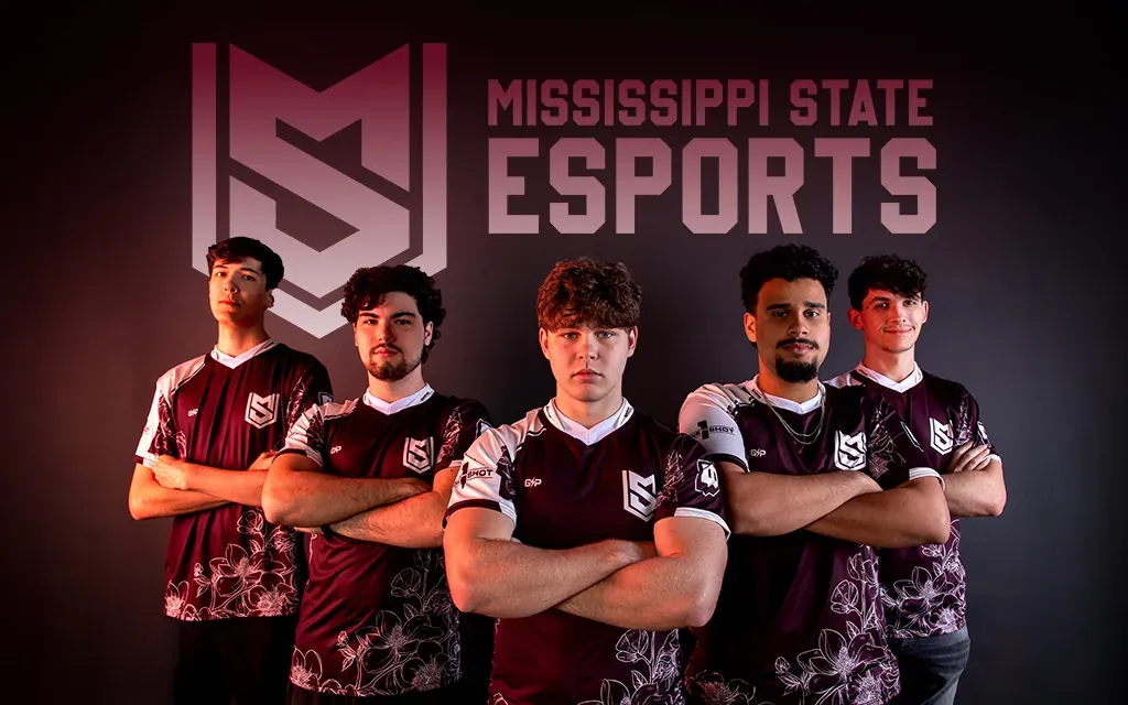 The MSU Esports Rainbow Six Siege team at an Alumnus magazine photoshoot.